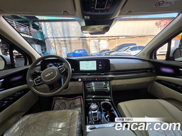 Kia Canival 2023 — photo 11