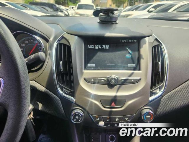 Chevrolet Korea Cruze 2017 — photo 12