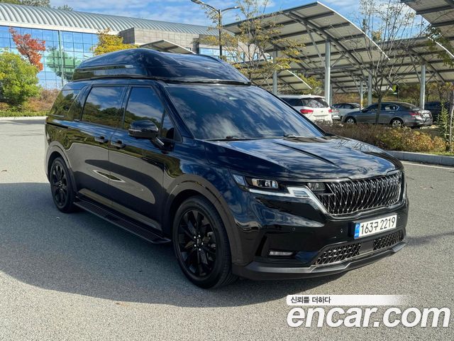 Kia Canival 2023 — photo 3
