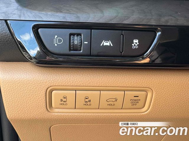 Kia Canival 2023 — photo 13