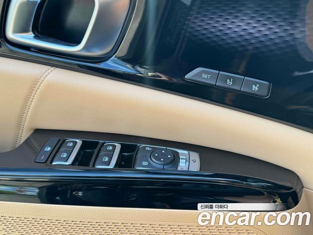Kia Canival 2023 — photo 16