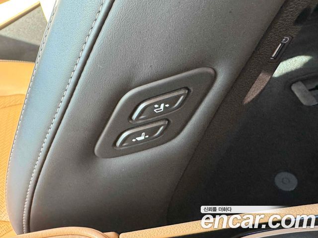 Kia Canival 2023 — photo 18