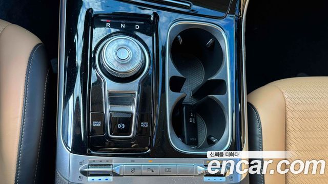 Kia Canival 2023 — photo 19