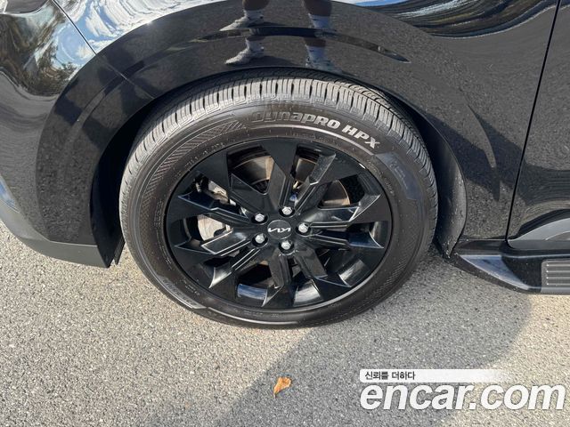 Kia Canival 2023 — photo 20