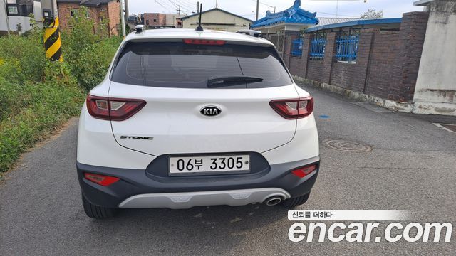 Kia Stonic 2018 — photo 6