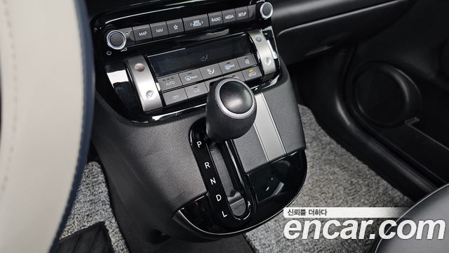 Hyundai Casper 2023 — photo 12