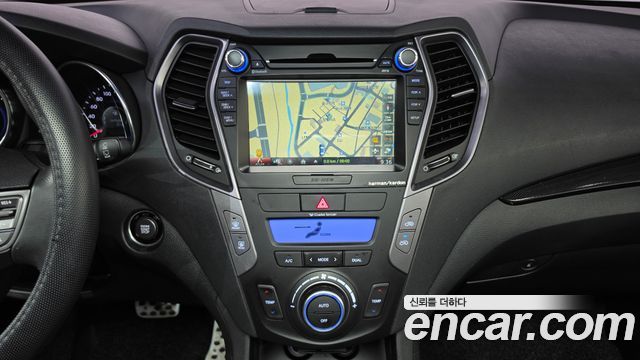 Hyundai Santafe 2014 — photo 19