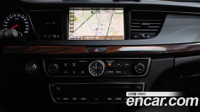 Kia K7 2016 — photo 19