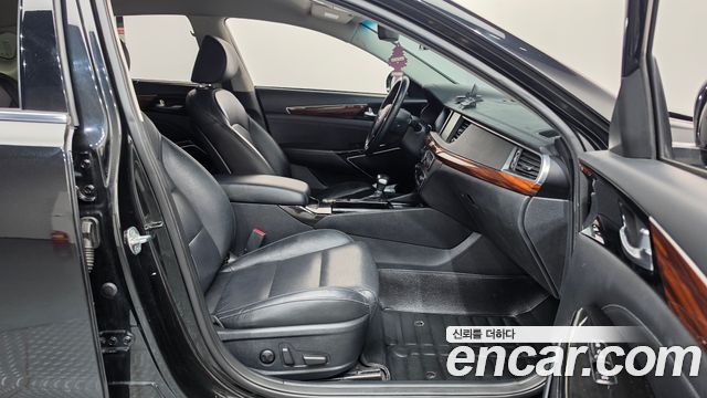 Kia K7 2016 — photo 16