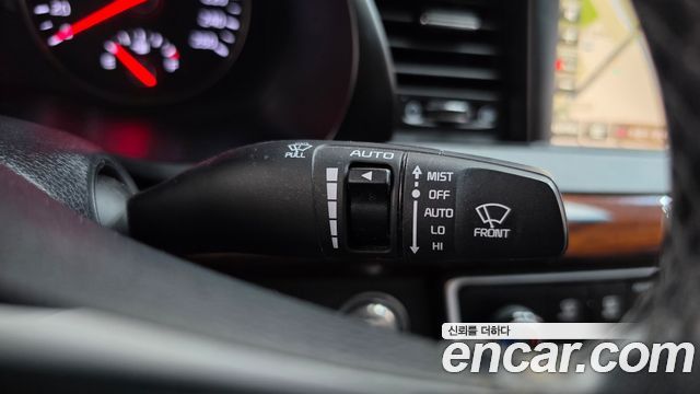 Kia K7 2016 — photo 33