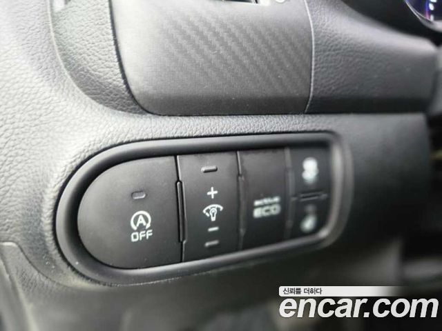 Kia K3 2015 — photo 17