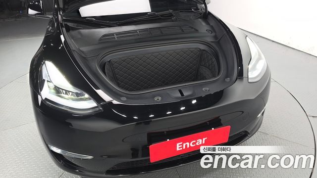Tesla Model Y 2024 — photo 6