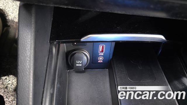 Kia K7 2018 — photo 19