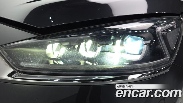 Kia K7 2018 — photo 8
