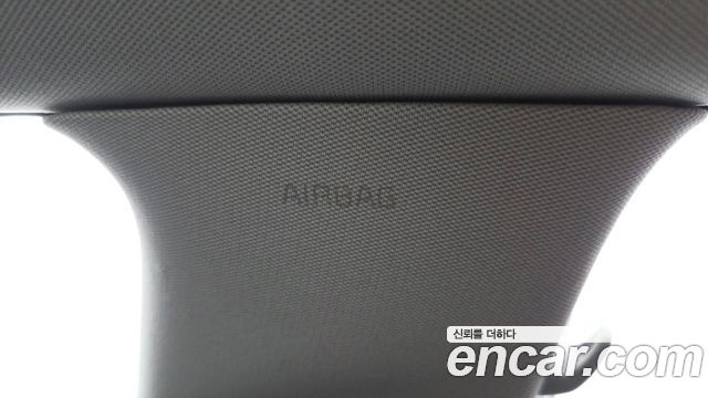 Kia K7 2018 — photo 33