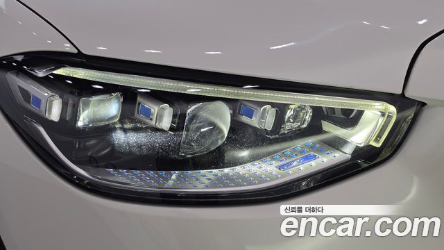 Mercedes-Benz S-Class 2022 — photo 8