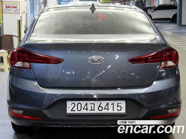 Hyundai AVANTE 2019 — photo 4