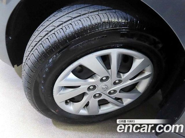 Hyundai AVANTE 2019 — photo 5
