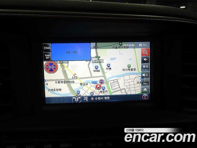 Hyundai AVANTE 2019 — photo 17