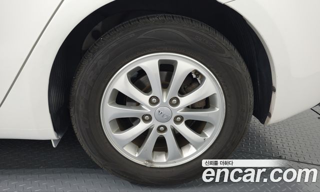 Kia K3 2015 — photo 7