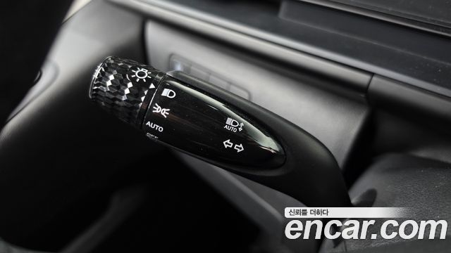 Hyundai Staria 2025 — photo 27