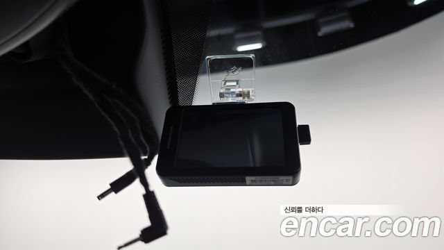 Hyundai Staria 2025 — photo 29
