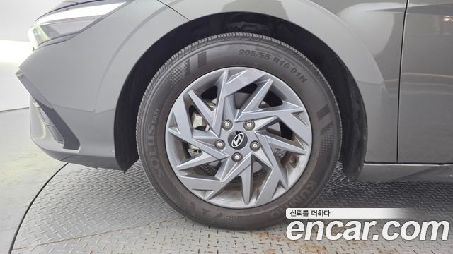 Hyundai AVANTE 2024 — photo 5