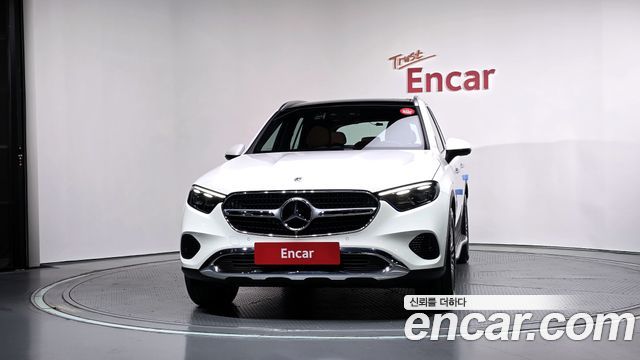 Mercedes-Benz GLC-Class 2026 — photo 3