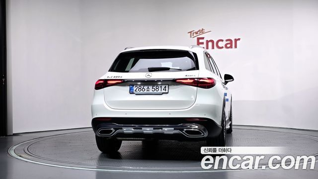 Mercedes-Benz GLC-Class 2026 — photo 4