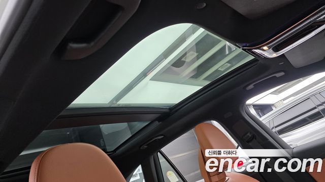 Mercedes-Benz GLC-Class 2026 — photo 22
