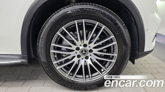 Mercedes-Benz GLC-Class 2026 — photo 7