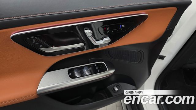 Mercedes-Benz GLC-Class 2026 — photo 31
