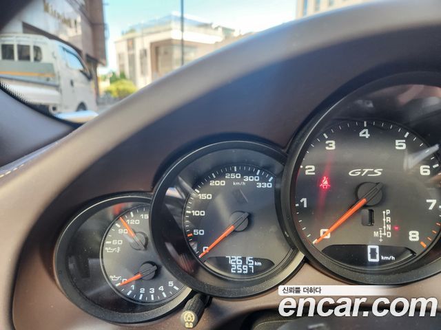 Porsche 911 2018 — photo 6