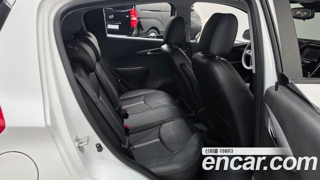 Chevrolet Korea Spark 2022 — photo 17