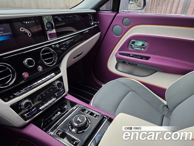 Rolls-Royce Spectre 2024 — photo 12