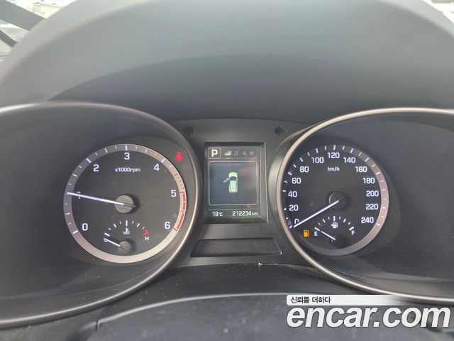 Hyundai Santafe 2017 — photo 9