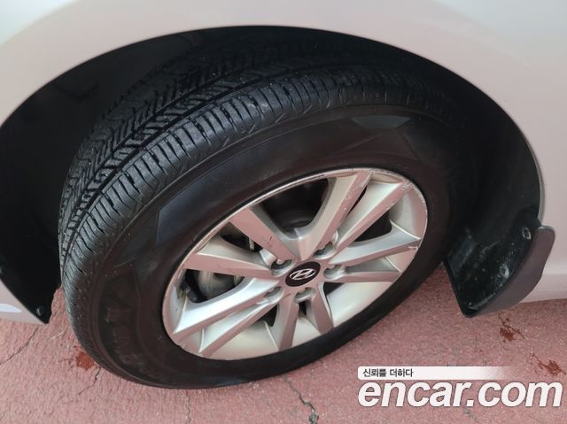 Hyundai Sonata 2017 — photo 11