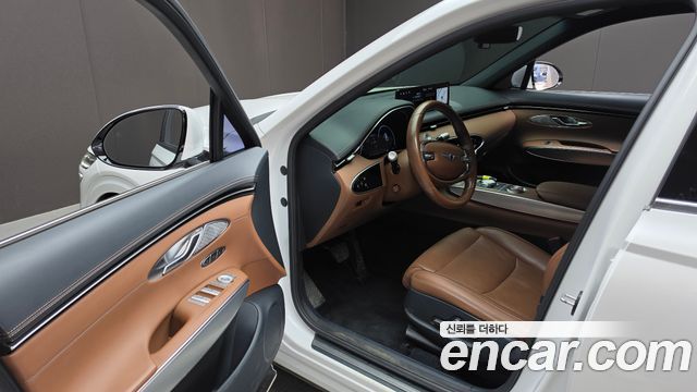 Genesis GV70 2021 — photo 13