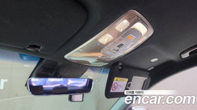 Genesis GV70 2021 — photo 26