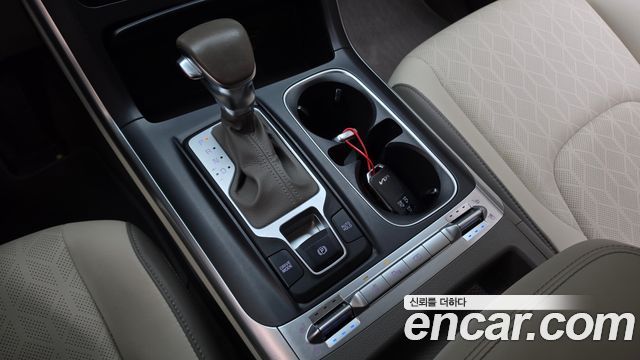 Kia Canival 2023 — photo 12