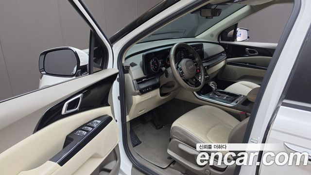 Kia Canival 2023 — photo 13