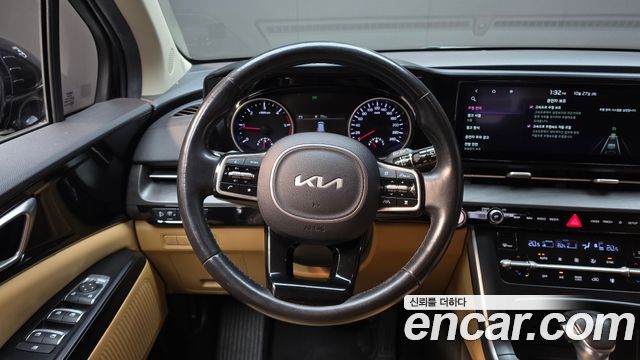 Kia Canival 2022 — photo 19