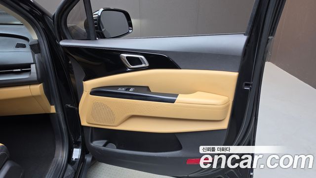 Kia Canival 2022 — photo 15