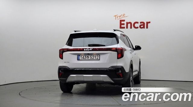 Kia Seltos 2023 — photo 4
