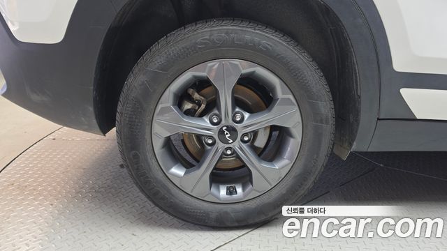 Kia Seltos 2023 — photo 5