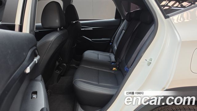 Kia Seltos 2023 — photo 16