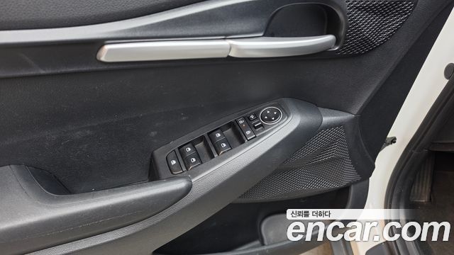 Kia Seltos 2023 — photo 30