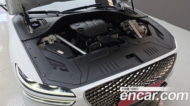 Genesis GV70 2023 — photo 6