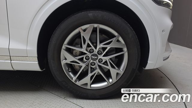 Genesis GV70 2023 — photo 7