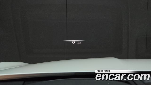 Genesis GV70 2023 — photo 33